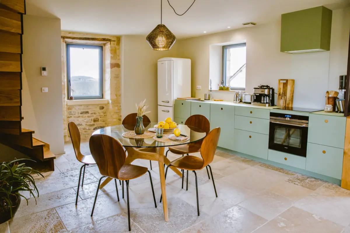 Cuisine du gîte Les Marronniers des Maisons de Salon pour 5 personnes Cuisine du gîte Les Marronniers des Maisons de Salon pour 5 personnes