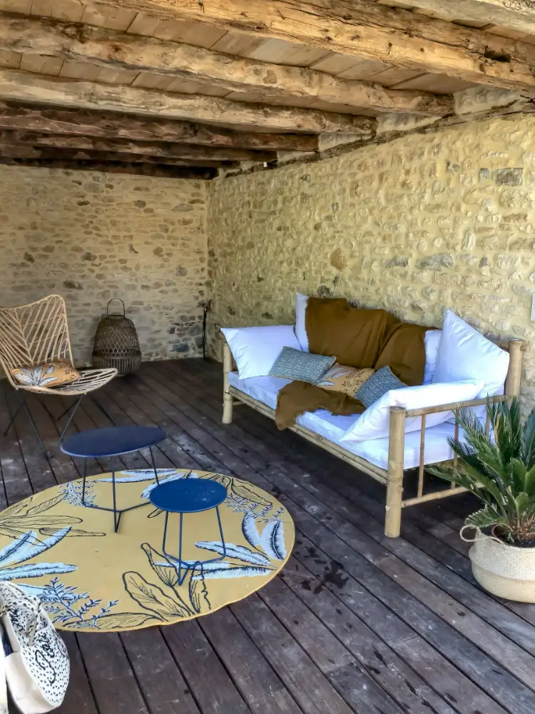 Pool house du gîte Les Marronniers des Maisons de Salon pour 5 personnes Pool house du gîte Les Marronniers des Maisons de Salon pour 5 personnes